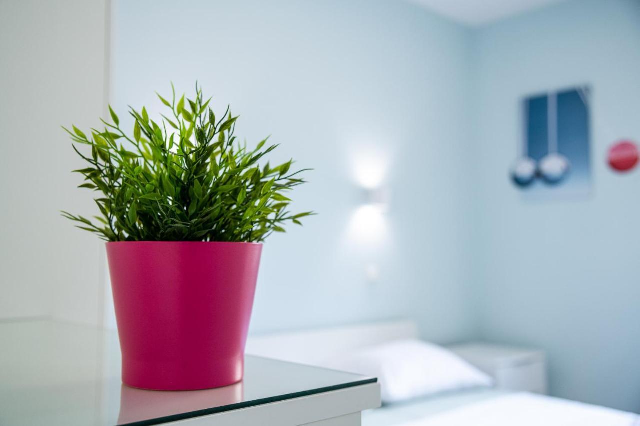 Colibri Central Apartment Varna Ngoại thất bức ảnh