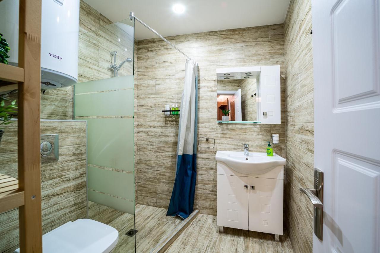 Colibri Central Apartment Varna Ngoại thất bức ảnh