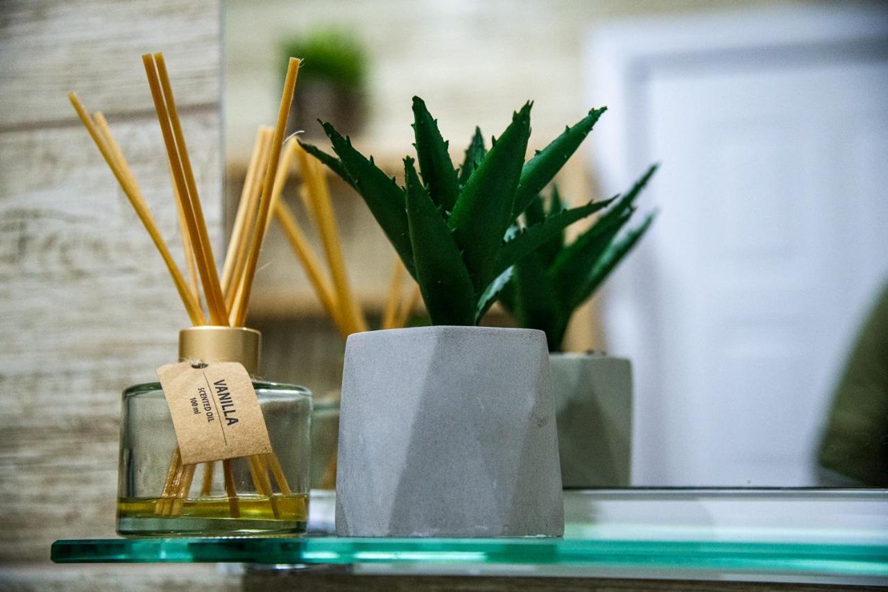 Colibri Central Apartment Varna Ngoại thất bức ảnh
