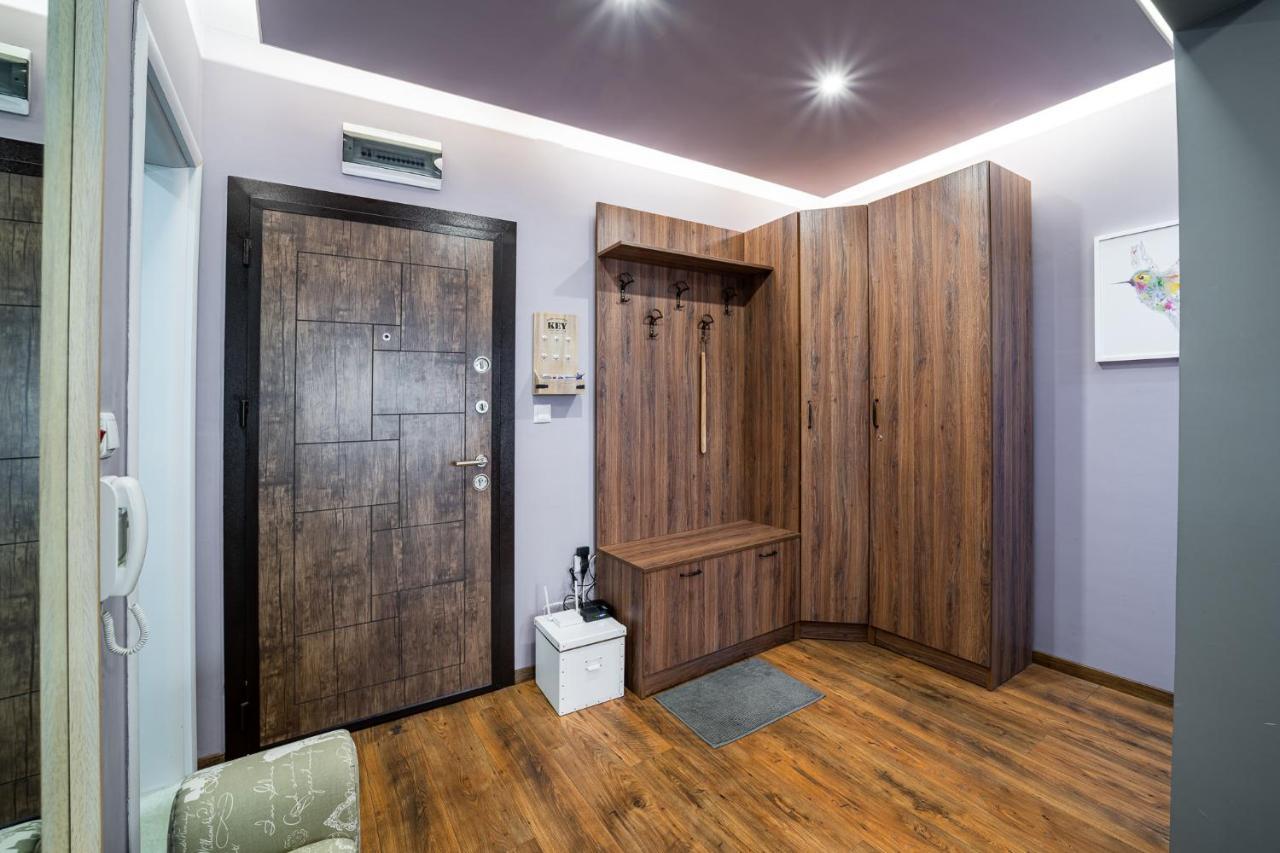 Colibri Central Apartment Varna Ngoại thất bức ảnh