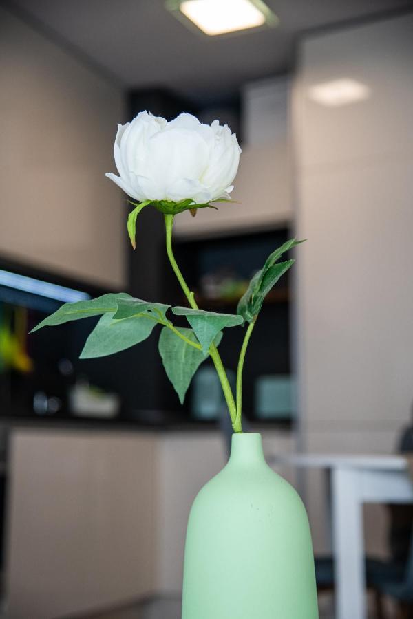Colibri Central Apartment Varna Ngoại thất bức ảnh